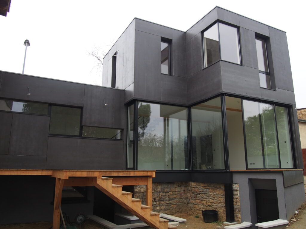 Maison en ossature bois en cours de construction